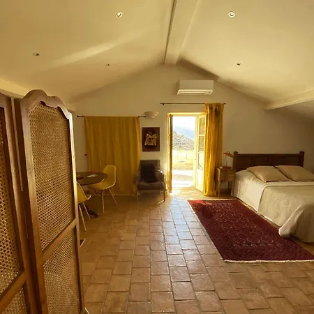 Hotel Palazzu 3*