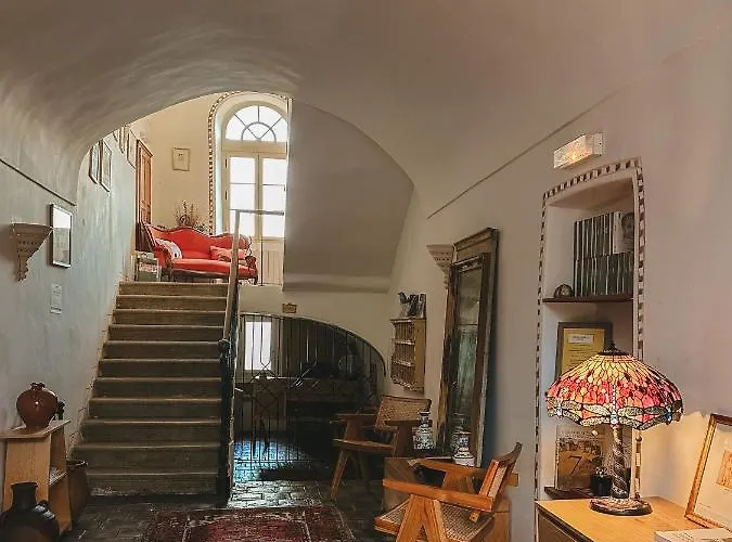 Palazzu Hotel
