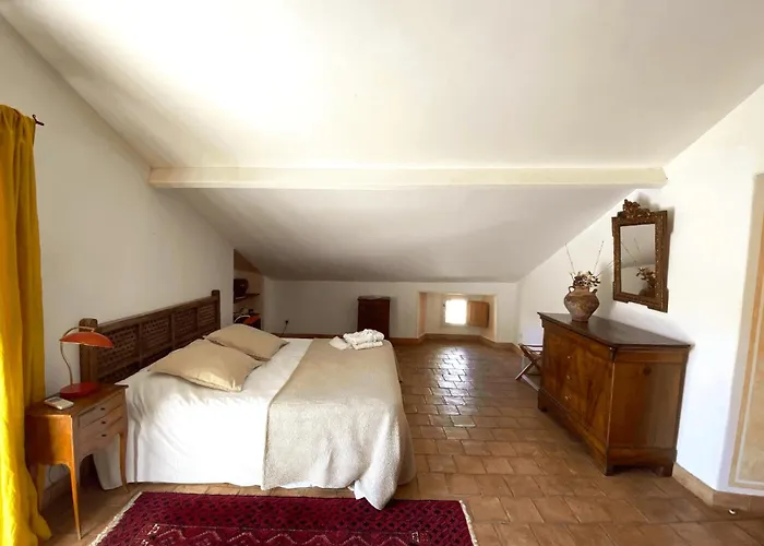 Palazzu Hotel 3*
