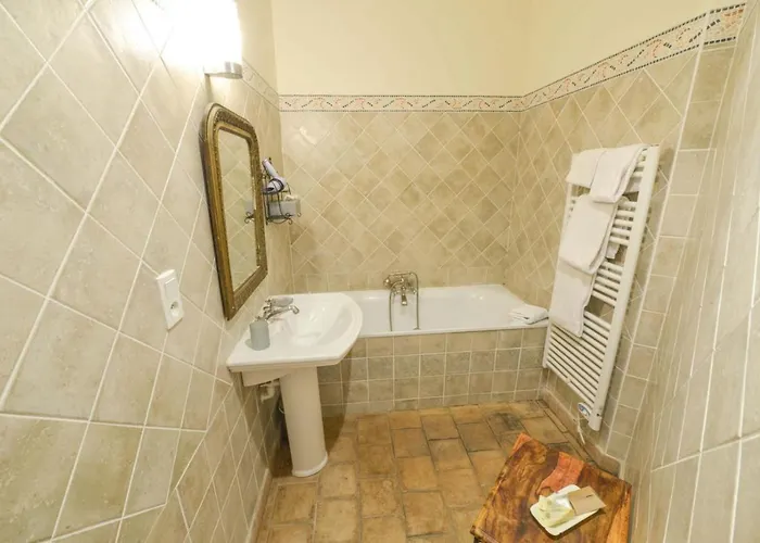 Palazzu Hotel 3*